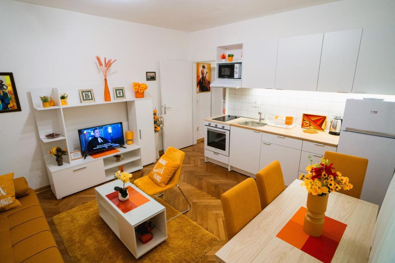 Golden Place Beograd Ngoại thất bức ảnh
